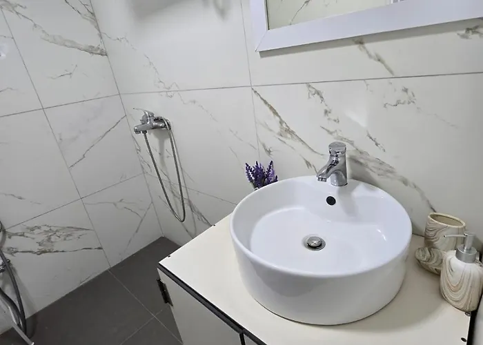 Habitación en casa particular Neva's